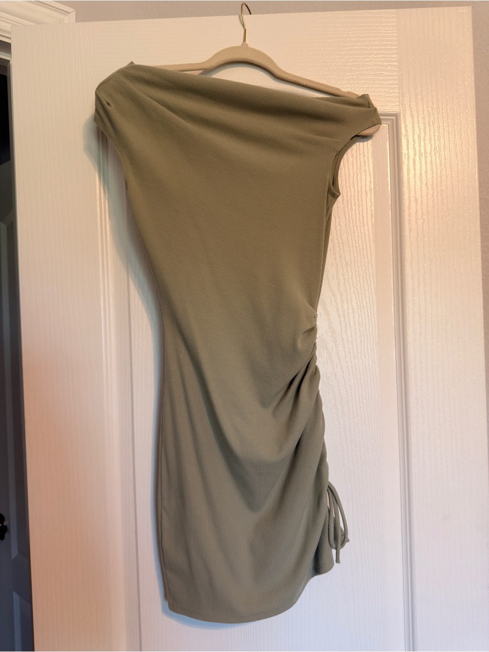 Blue Blush One-Shoulder Olive Ruched Side Dress